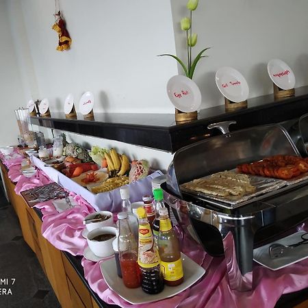 Ngwe Moe Hotel Mawlamyine Ngoại thất bức ảnh