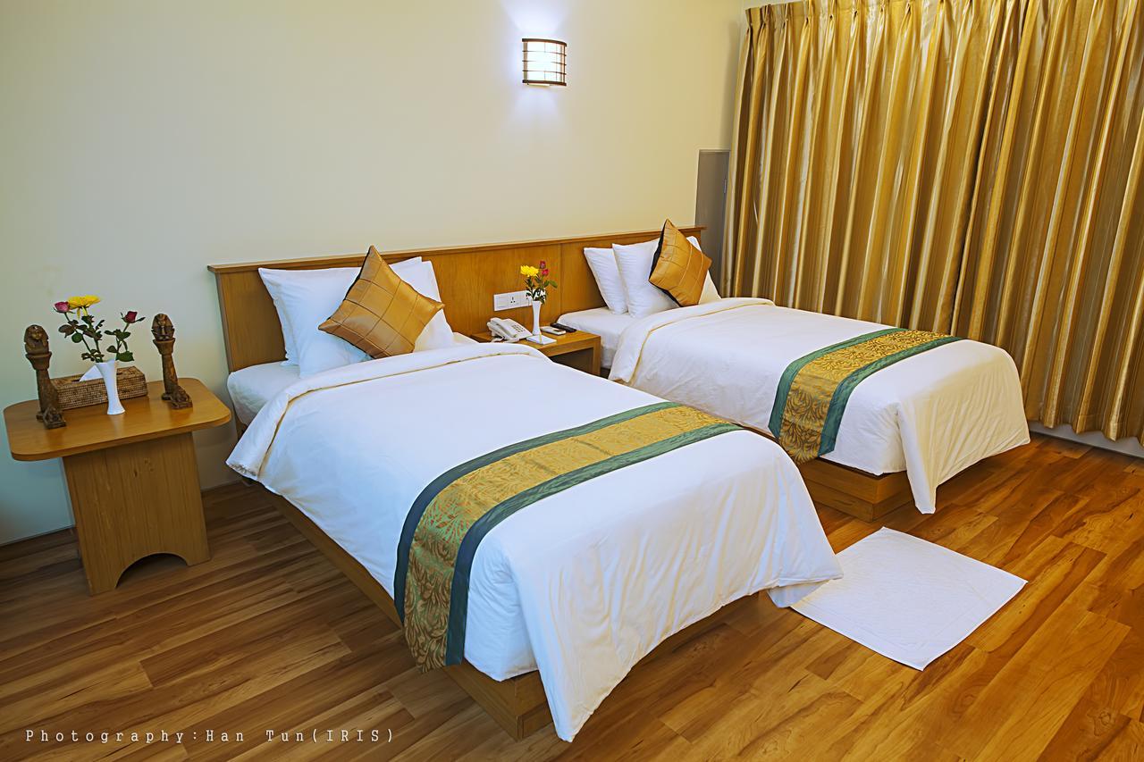 Ngwe Moe Hotel Mawlamyine Ngoại thất bức ảnh