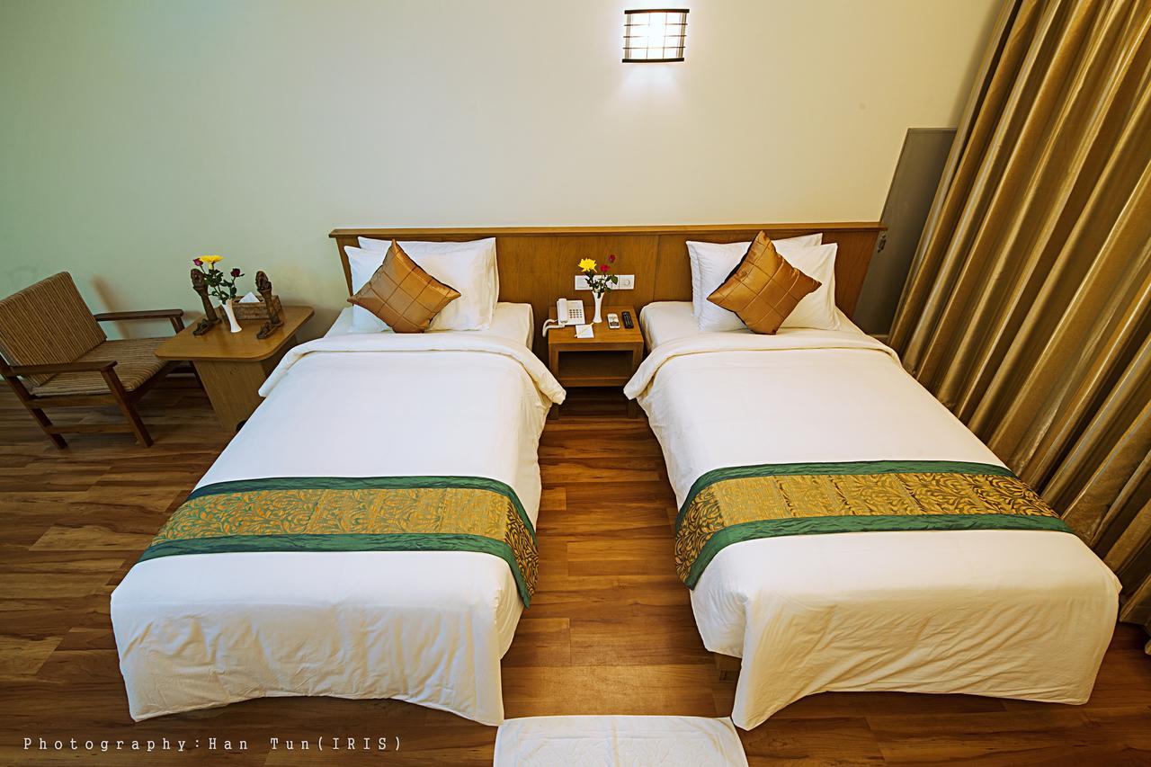 Ngwe Moe Hotel Mawlamyine Ngoại thất bức ảnh