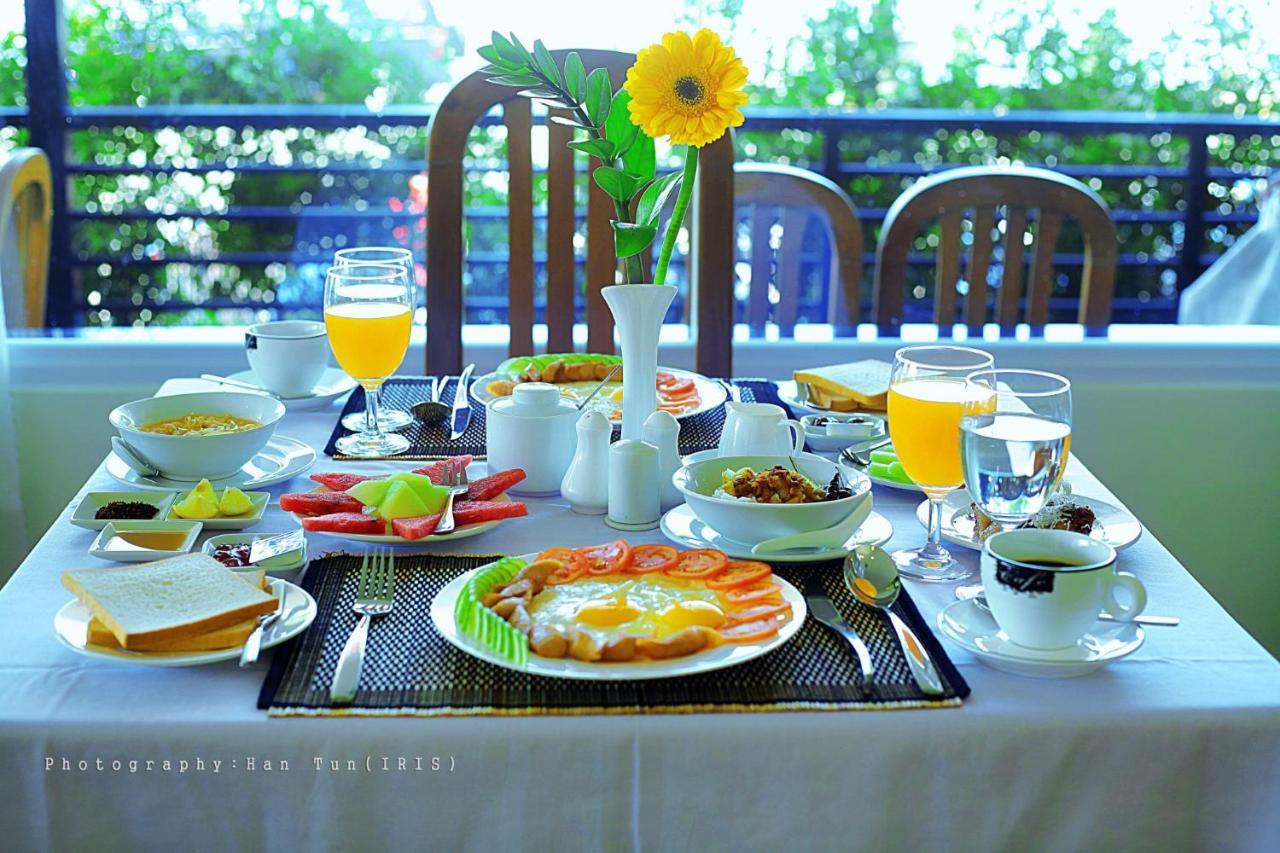 Ngwe Moe Hotel Mawlamyine Ngoại thất bức ảnh