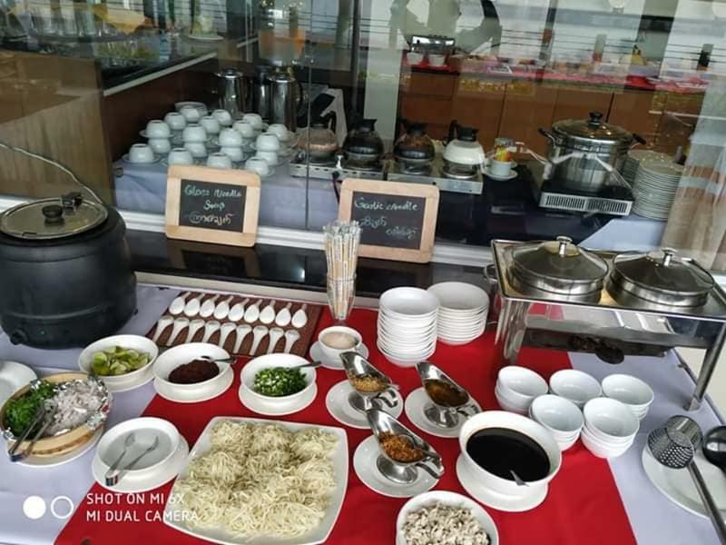 Ngwe Moe Hotel Mawlamyine Ngoại thất bức ảnh